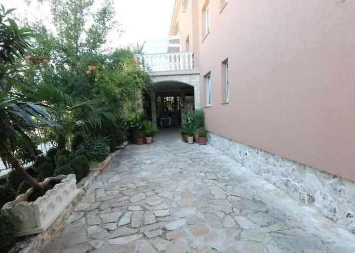 Mit Privater Terrasse By Interhome Apartmán Biograd Na Moru